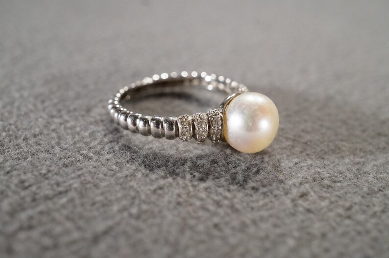Vintage Sterling Silver Band Ring 19 Round Pear Prong Set Cultured Pearl Diamond Raised Relief Ribbed Design Setting Art Deco Style Size 7