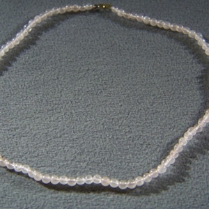 Vintage 14 k Yellow Gold Filled Pink Quartz bold Uniform Round Bead Stone Tennis Necklace        **RL