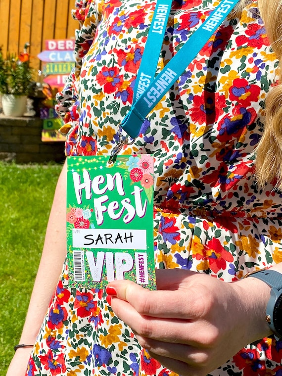 HENFEST ® (Green) VIP Festival Hen Party Lanyard Pass ~ Hen Party VIP Cards ~ Hen Fest Party Accessories ~ Festival Bride Hen Party Favours