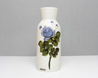 Arabia Finland Floral Vase Hikka Lisa Ahola Ceramic Blue White Green Flowers