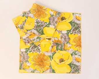 4 Vera Neumann Cotton Napkins Yellow Flowers Green Mid Century