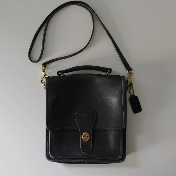 Vintage Coach Black Leather Station Bag Handbag Crossbody Bag