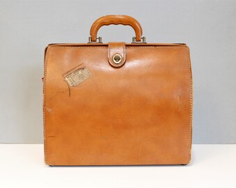 Vintage Tan Leather Doctors Bag Travel Bag Framed Top Handle Case Brown