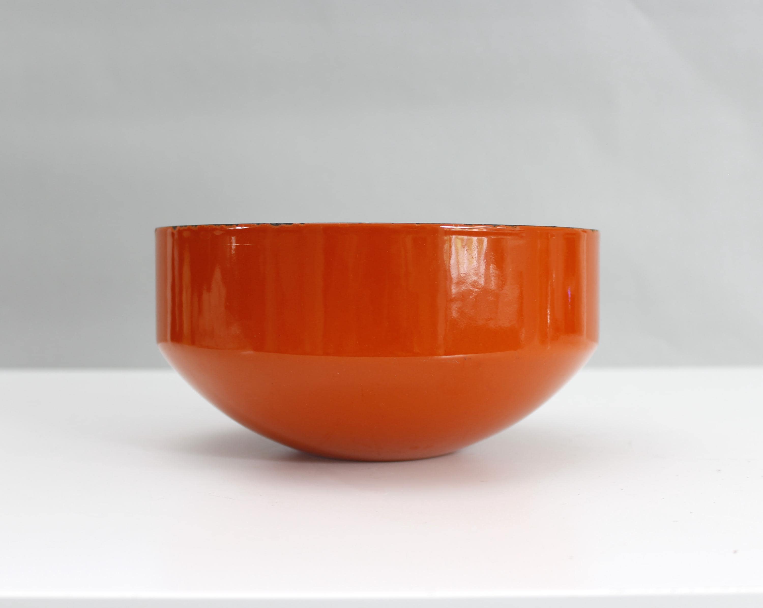 EGAN Bowl Collection Cocoricò. Objet Fabriqué En Porcelaine De Couleur Orange. La Référence Est 228016