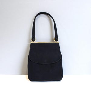 Bolso de mano vintage Rosenfeld de ante negro con asa superior y herrajes dorados