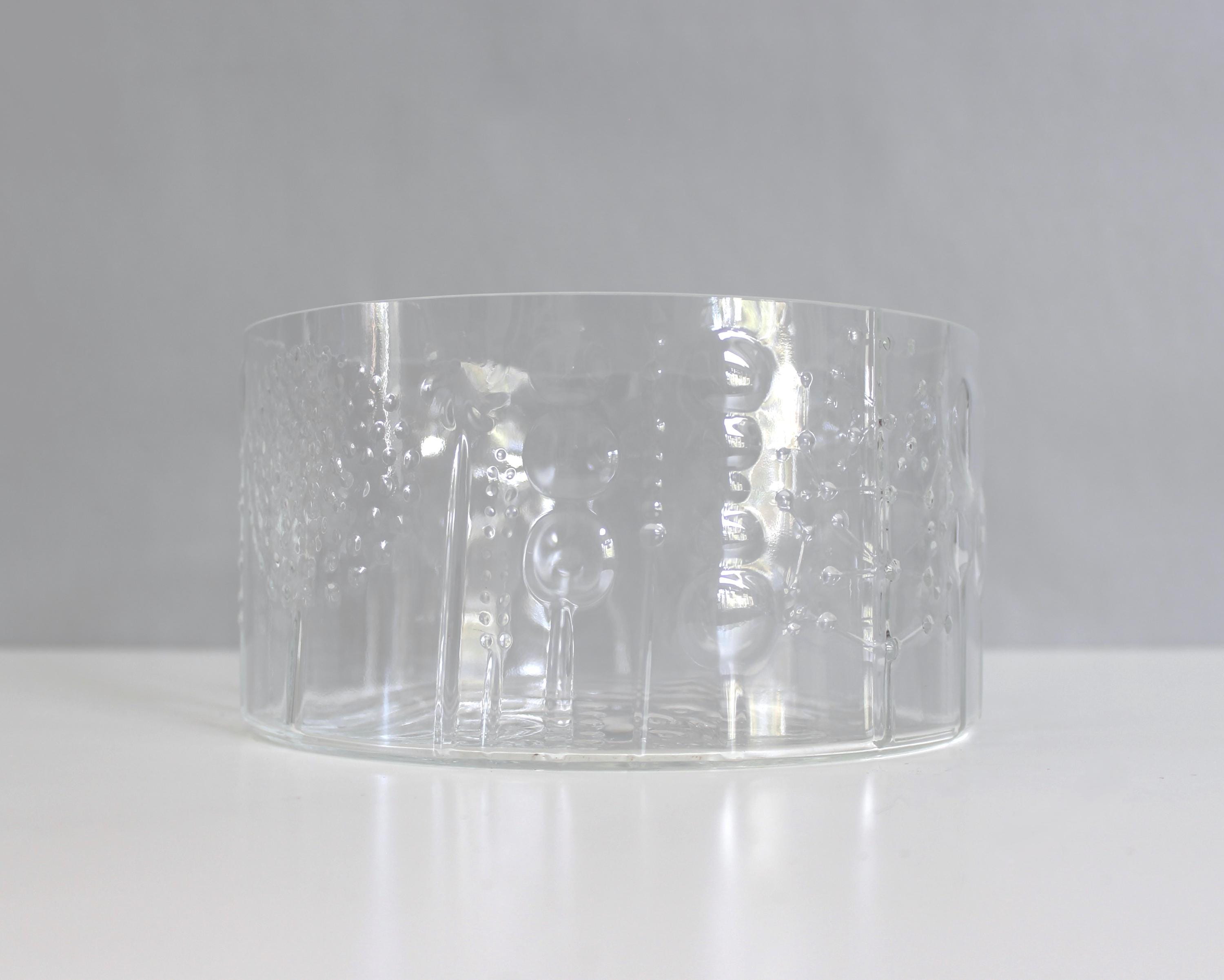 Nuutajarvi Finland Flora Glass Bowl Oiva Toikka Iittala 7.5 Nuutajarvi Finland Flora Glass Bowl Oiva Toikka Iittala 7.5