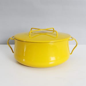 Large Dansk Kobenstyle Yellow Enamel Dutch Oven Pot 5 Qt Jens Quistgaard Danish Modern