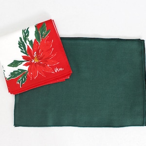 8 Piece Vera Neumann Christmas Dining Set Napkins Placemats Poinsettias Red Green