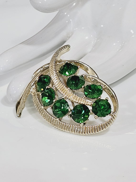 Vintage Kramer Brooch Green Rhinestones Gold tone 