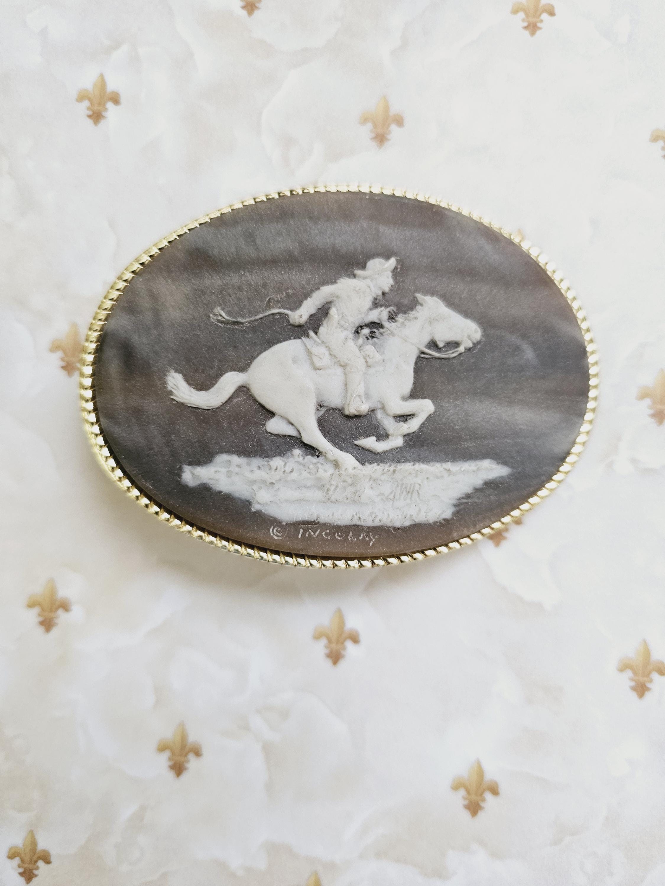 Vintage Incolay Studios USA 1976 Brass Stone Horse Belt Buckle Vintage VINTAGE Incolay Studios Brass Belt Buckle Multi  main image 2