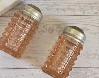Pink Depression Glass Salt and pepper shakers Manhattan Art Deco
