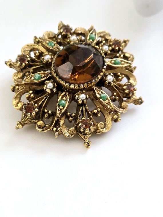 Vintage Art Arthur Pepper Victorian Revival Brooch Rhinestone