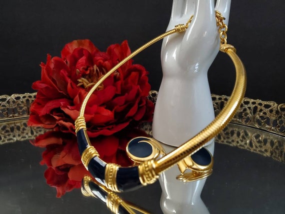 Vintage Monet Gold omega navy blue Bib Collar Necklace and matching earrings - Monet Statement Necklace - Gold choker necklace High Fashion