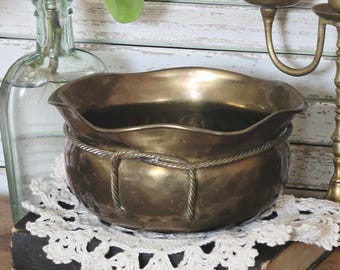 Vintage Brass planter with rope low profile - Hammered Brass Pot