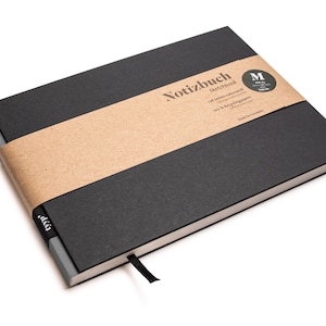 Cuaderno de bocetos hecho a mano A5, formato apaisado hecho de papel 100% reciclado “BerlinBook” - gris carbón - negro