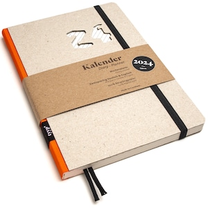 Calendario de bolsillo sostenible 2024 fabricado con papel 100% reciclado “Design Calendar” naranja - cartón ecológico