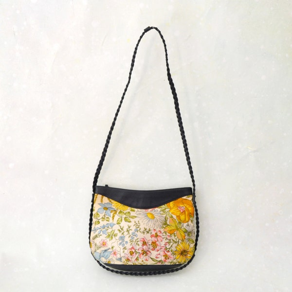 1970's Life Goes On Bag // Floral Printed Purse with Braided Strap // Vegan