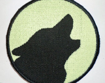 Iron-On Patch - GLOW-in-the-DARK WOLF