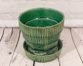 1950/'s Small Green McCoy Basketweave PlanterFlower Pot with Attached Saucer