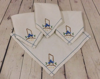 Set of 4 Vintage Cloth Napkins, Blue Flower in Corner, VL24