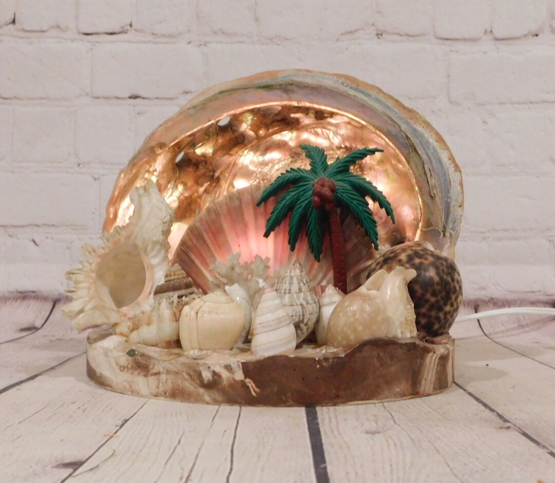 Vintage Seashell Lamp, Mid Century Beach Decor, Console Lamp With Palm