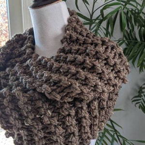 Outlander Cowl, 'Claire Fraser' Infinity Scarf, Shawl, Highland Gift, Sassenach Cowl, Outlander Gift