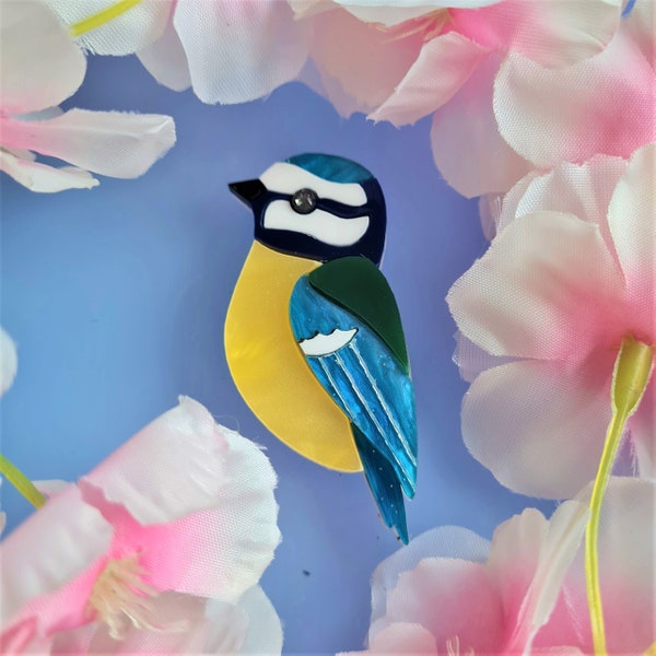 Bluetit pin brooch - Pre order