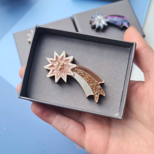 Shooting star pin brooch