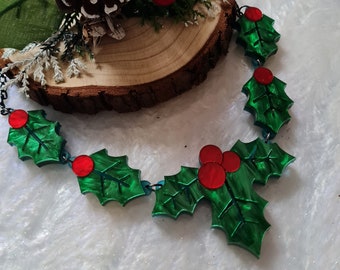 Holly charm necklace - berries or skull berries
