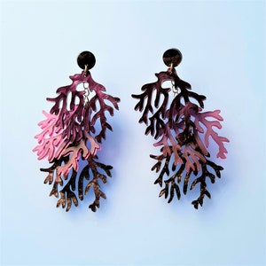 Seaweed charm earrings
