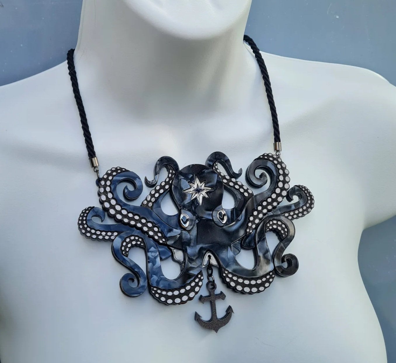Octopus tentacle statement necklace - 9 colours