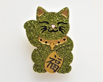 Maneki Neko Good Fortune cat brooch