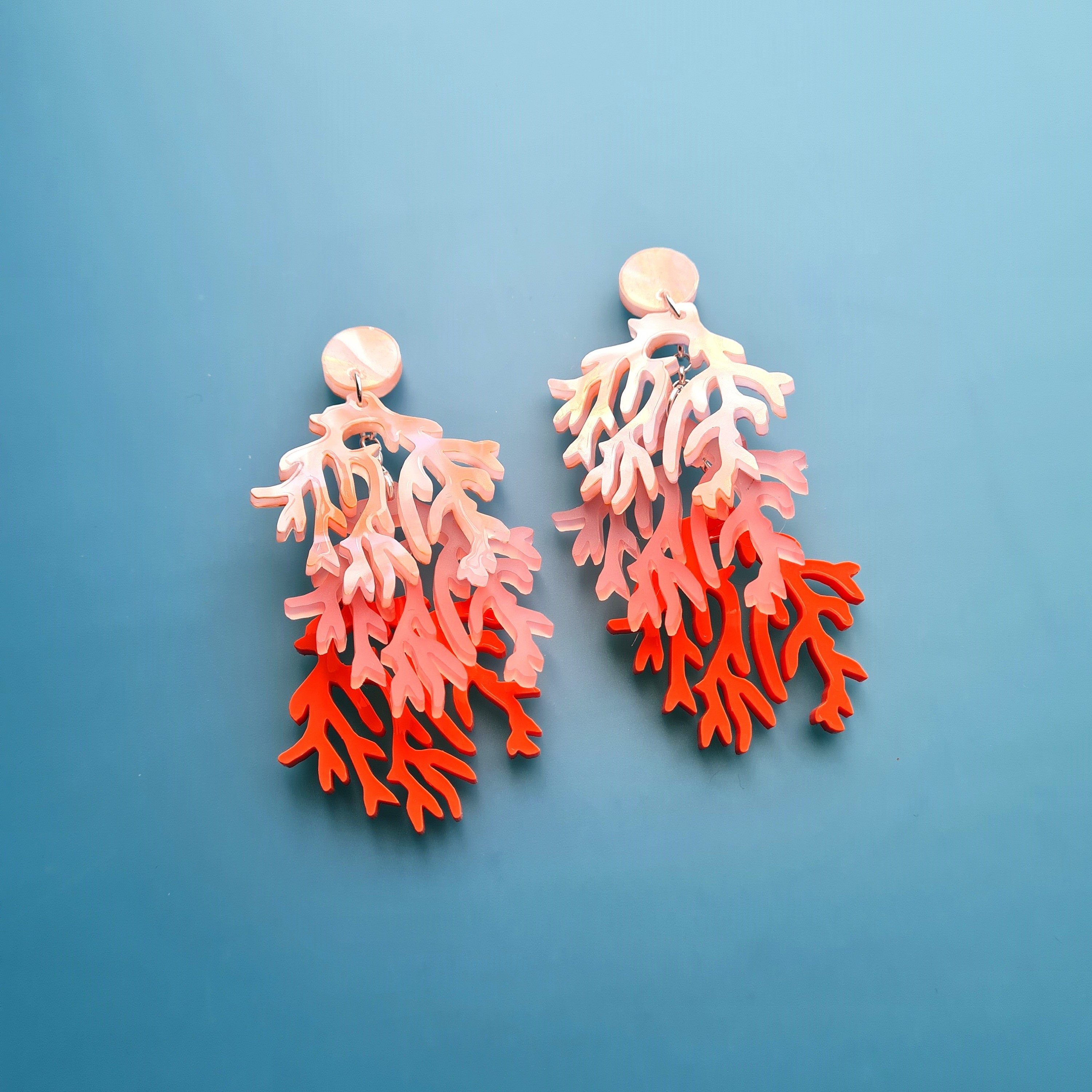 Seaweed charm earrings- coral sunset