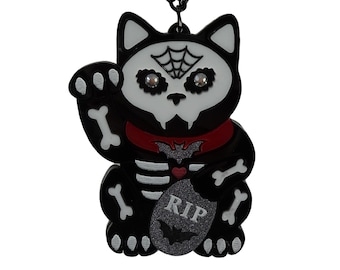 Maneki Mortality necklace