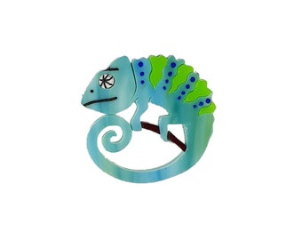 Chameleon pin