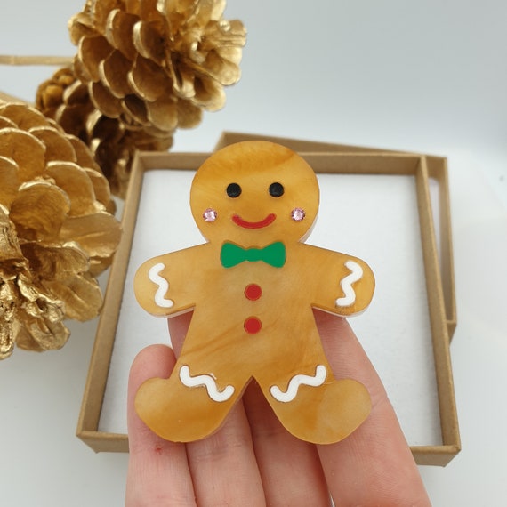 Gingerbread man brooch