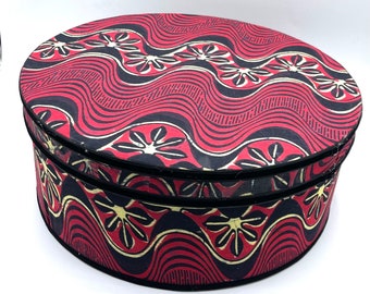 Hats Off--Hat Box (wavy)
