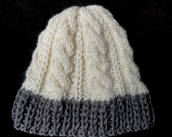 Hand knit hat (kids size)