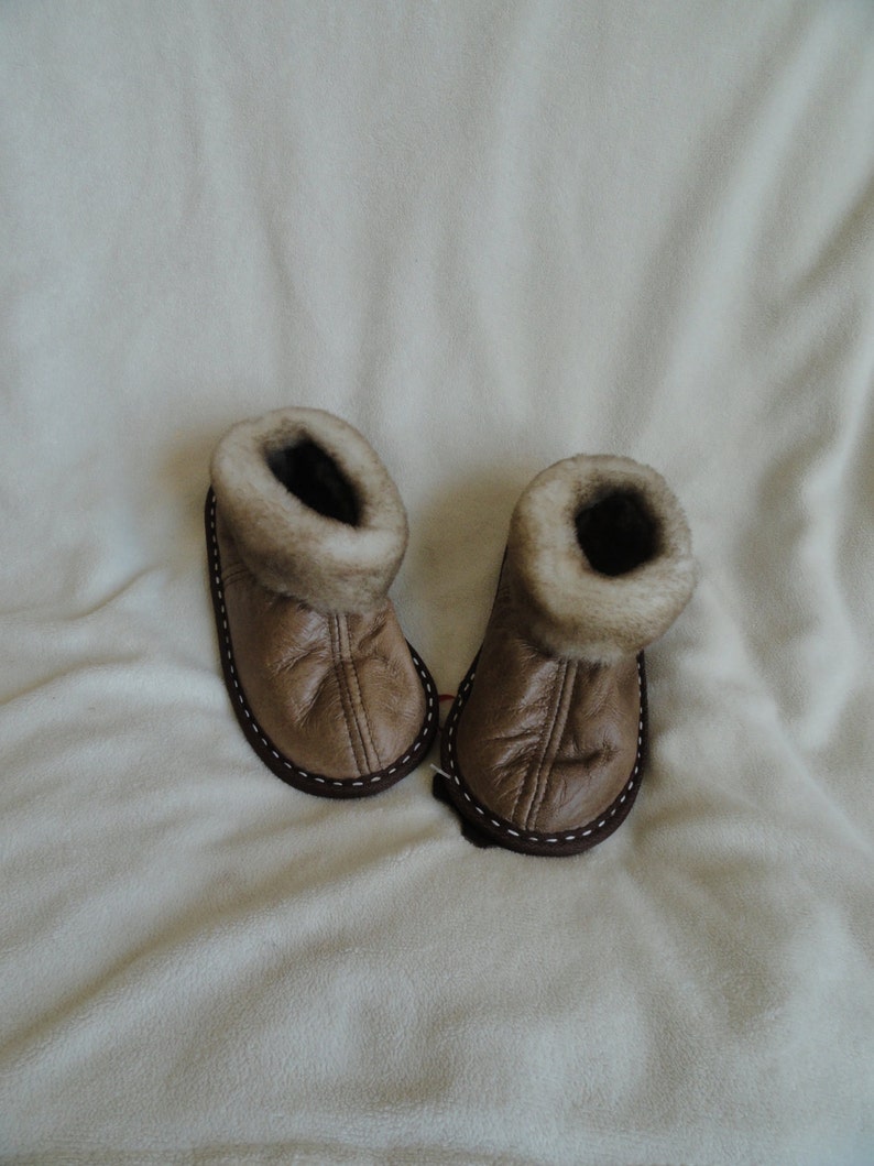 Sheepskin slippers kids sizes image 1