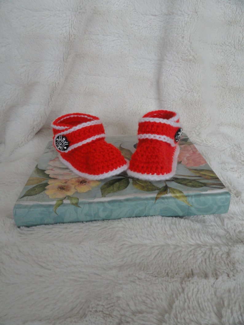 Baby slippers, baby booties booties ONLY image 1