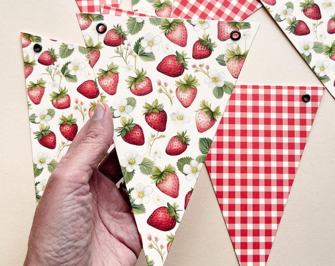 Red Strawberry and Gingham Bunting Garland,  Baby Shower Garland, Birthday, Picnic Bunting Decorations, Berry Sweet, 8 Flags & Twine