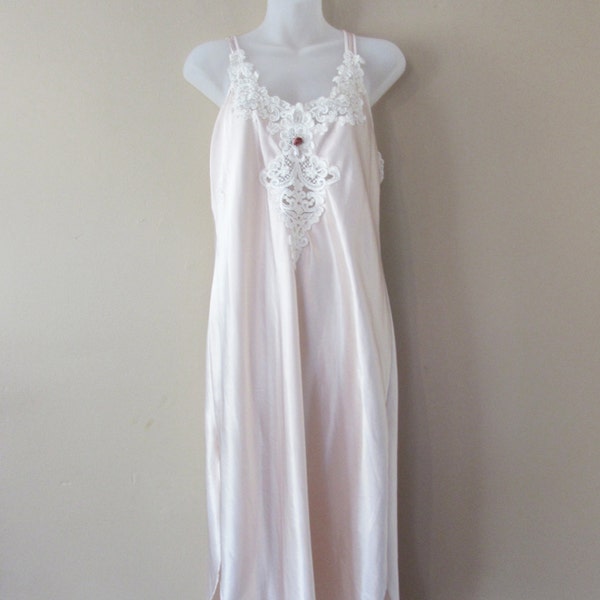 RESERVED until 1/2/16 Vintage 80s California Dynasty Pink Night Gown / Size Medium
