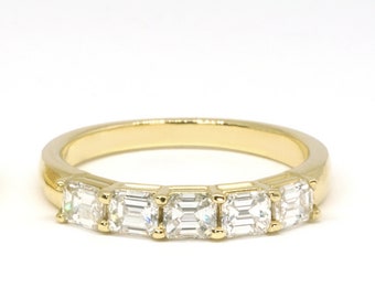 Diamond Emerald Wedding Band 5 diamonds Emerald cut 0.70 CTW