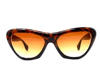 1970’s French Vintage Animal Print Cateyes Sunglasses, Angular Thick Frames, Made in France, Deadstock