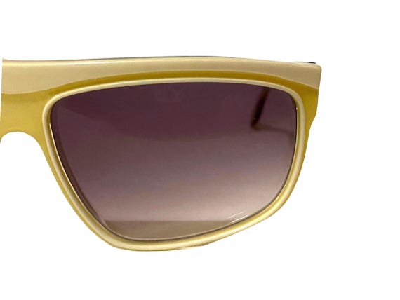 1980’s Oversized Angular Sunglasses in a Yellow &… - image 3
