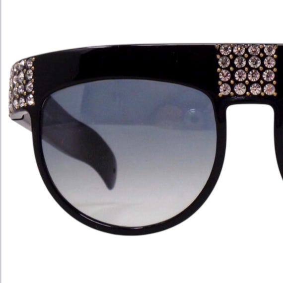 Glam 1970 display picture 2