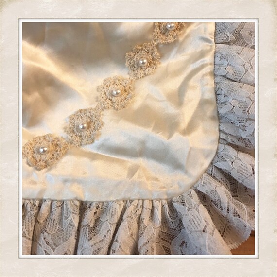 Vintage Wedding Money Bag, Silk (?) & Ecru Lace - image 3