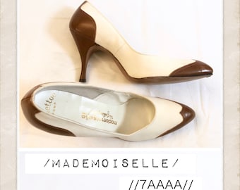 1960's Spectator Stilettos, Vintage Spectator Heels, 7
