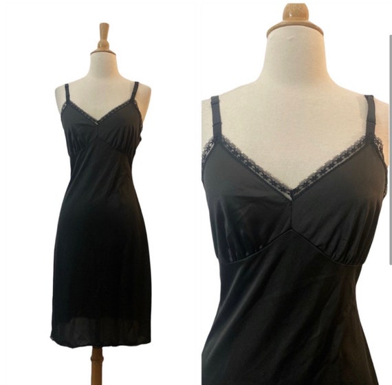 1950’s Vintage Bombshell Black Full Slip, Size 32… - image 1