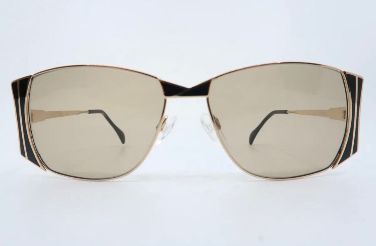 Vintage Silhouette Austria Sunglasses, Gold Metal Framed  display picture 3